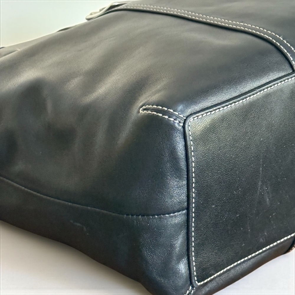 Authentic Coach Hampton Black Leather Tote Bag! - Picture 7 of 16